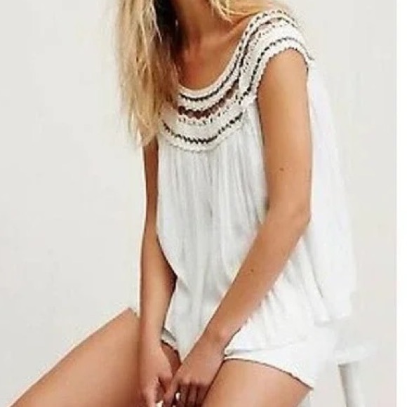 Free People Silky Flowy Bohemian Top - Picture 5 of 15